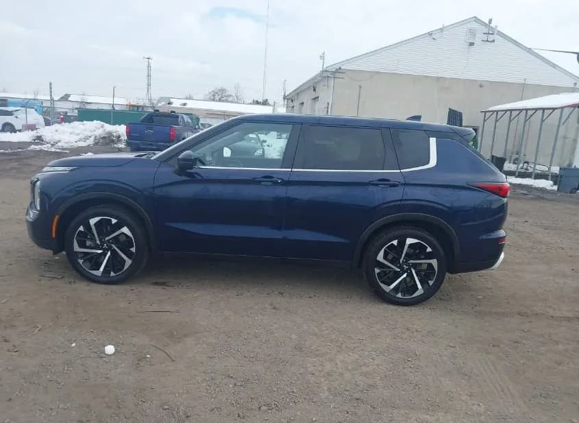 2024 MITSUBISHI Outlander Used VIN JA4J4VA80RZ059000 – photo 17 2024 MITSUBISHI Outlander Used VIN JA4J4VA80RZ059000 – photo 17