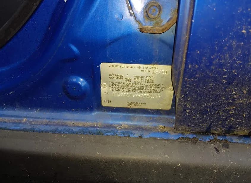 2002 SUBARU Impreza Used VIN JF1GD29682G521344 – exterior detail 2002 SUBARU Impreza Used VIN JF1GD29682G521344 – exterior detail