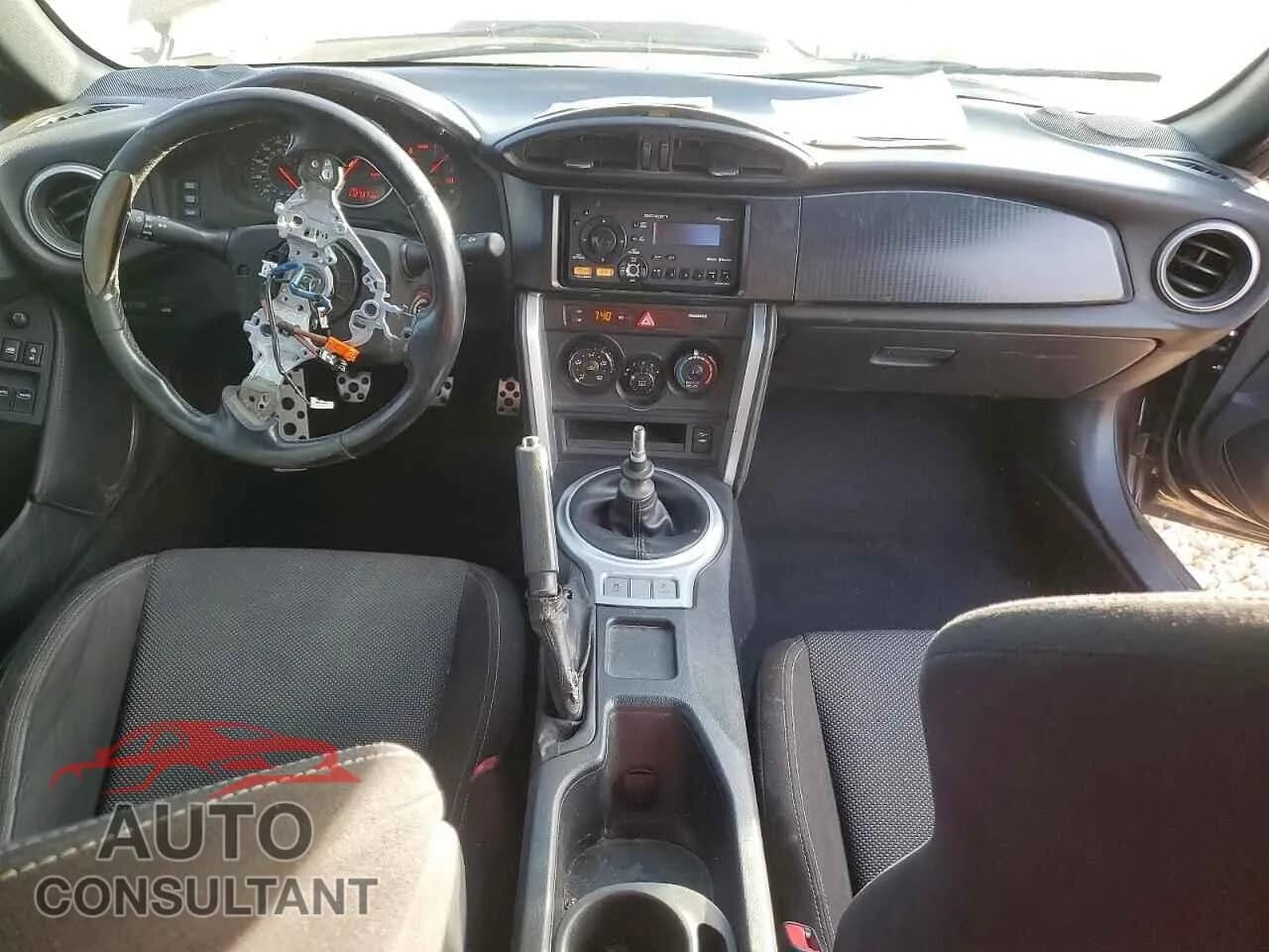 2017 TOYOTA 86 Used VIN JF1ZNAA14H9703197 – undercarriage 2017 TOYOTA 86 Used VIN JF1ZNAA14H9703197 – undercarriage