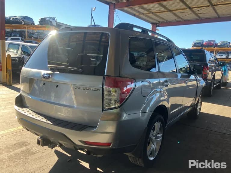 2009 Subaru Forester Used VIN JF2SH9KK4AG037258 – interior seats 2009 Subaru Forester Used VIN JF2SH9KK4AG037258 – interior seats