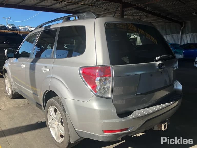 2009 Subaru Forester Used VIN JF2SH9KK4AG037258 – engine bay 2009 Subaru Forester Used VIN JF2SH9KK4AG037258 – engine bay