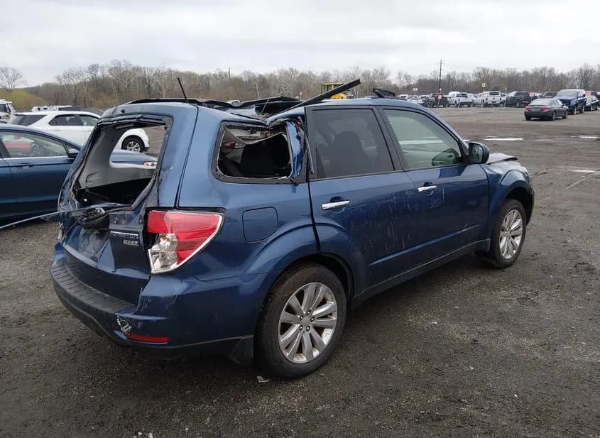 2012 SUBARU Forester Used VIN JF2SHADC8CH465239 – trunk area 2012 SUBARU Forester Used VIN JF2SHADC8CH465239 – trunk area
