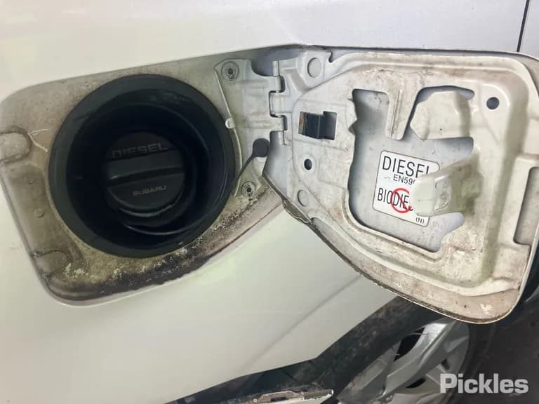 2013 Subaru Forester Used VIN JF2SJDKZ3DG005605 – trunk area 2013 Subaru Forester Used VIN JF2SJDKZ3DG005605 – trunk area