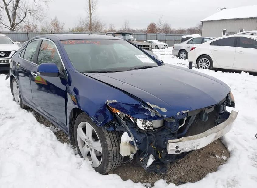 2011 ACURA TSX Used VIN JH4CU2F60BC001013 – trunk area 2011 ACURA TSX Used VIN JH4CU2F60BC001013 – trunk area