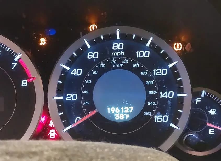 2011 ACURA TSX Used VIN JH4CU2F68BC015984 – undercarriage 2011 ACURA TSX Used VIN JH4CU2F68BC015984 – undercarriage