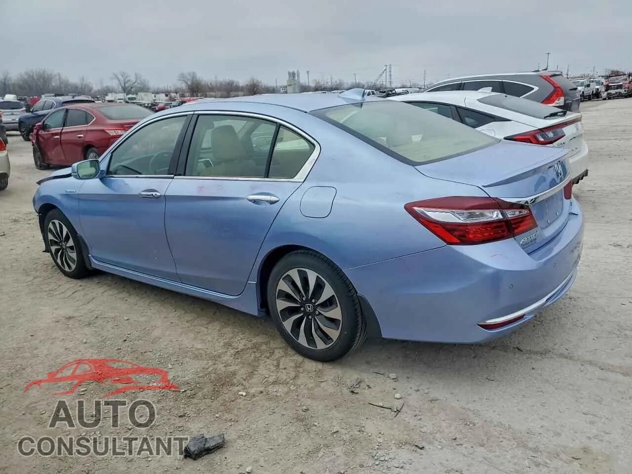 2017 HONDA ACCORD Damaged VIN JHMCR6F71HC005131 – rear exterior 2017 HONDA ACCORD Damaged VIN JHMCR6F71HC005131 – rear exterior