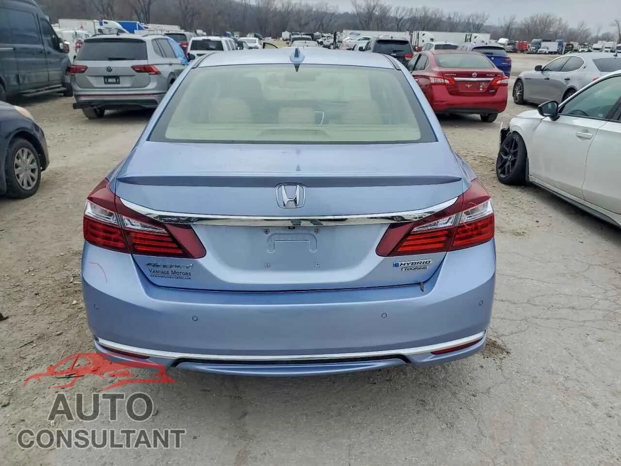 2017 HONDA ACCORD Damaged VIN JHMCR6F71HC005131 – engine bay 2017 HONDA ACCORD Damaged VIN JHMCR6F71HC005131 – engine bay