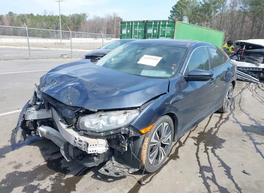 2018 HONDA Civic Used VIN JHMFC1F31JX007118 – dashboard 2018 HONDA Civic Used VIN JHMFC1F31JX007118 – dashboard