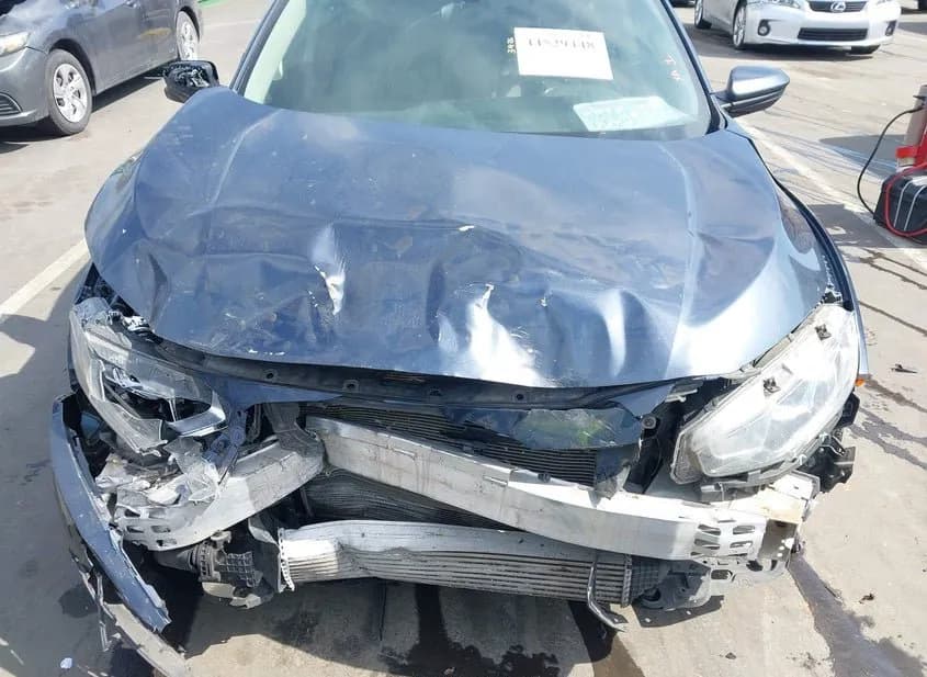 2018 HONDA Civic Used VIN JHMFC1F31JX007118 – interior seats 2018 HONDA Civic Used VIN JHMFC1F31JX007118 – interior seats