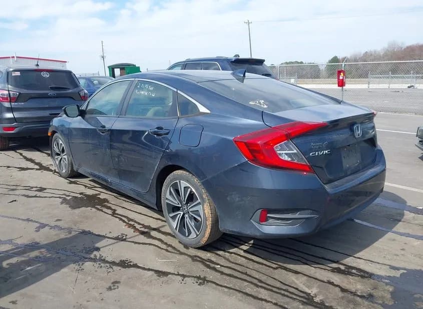 2018 HONDA Civic Used VIN JHMFC1F31JX007118 – engine bay 2018 HONDA Civic Used VIN JHMFC1F31JX007118 – engine bay