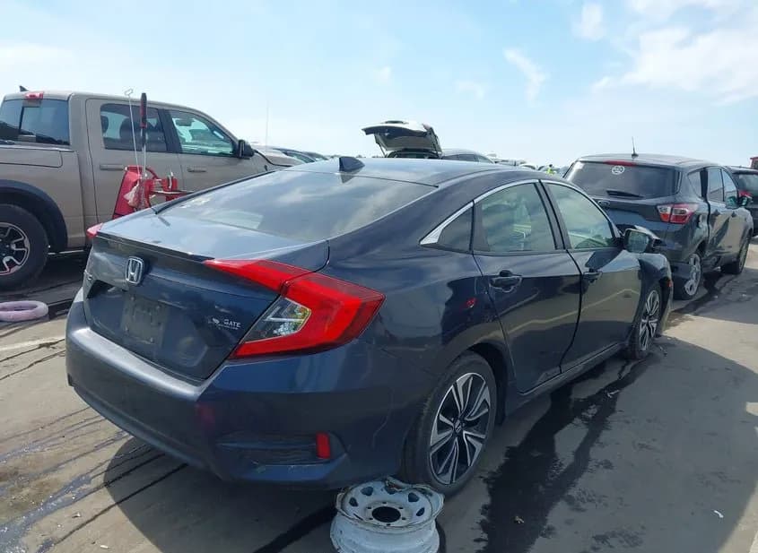 2018 HONDA Civic Used VIN JHMFC1F31JX007118 – photo 13 2018 HONDA Civic Used VIN JHMFC1F31JX007118 – photo 13