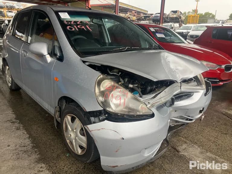 2003 Honda Jazz Used VIN JHMGD38503S205252 – photo 19 2003 Honda Jazz Used VIN JHMGD38503S205252 – photo 19