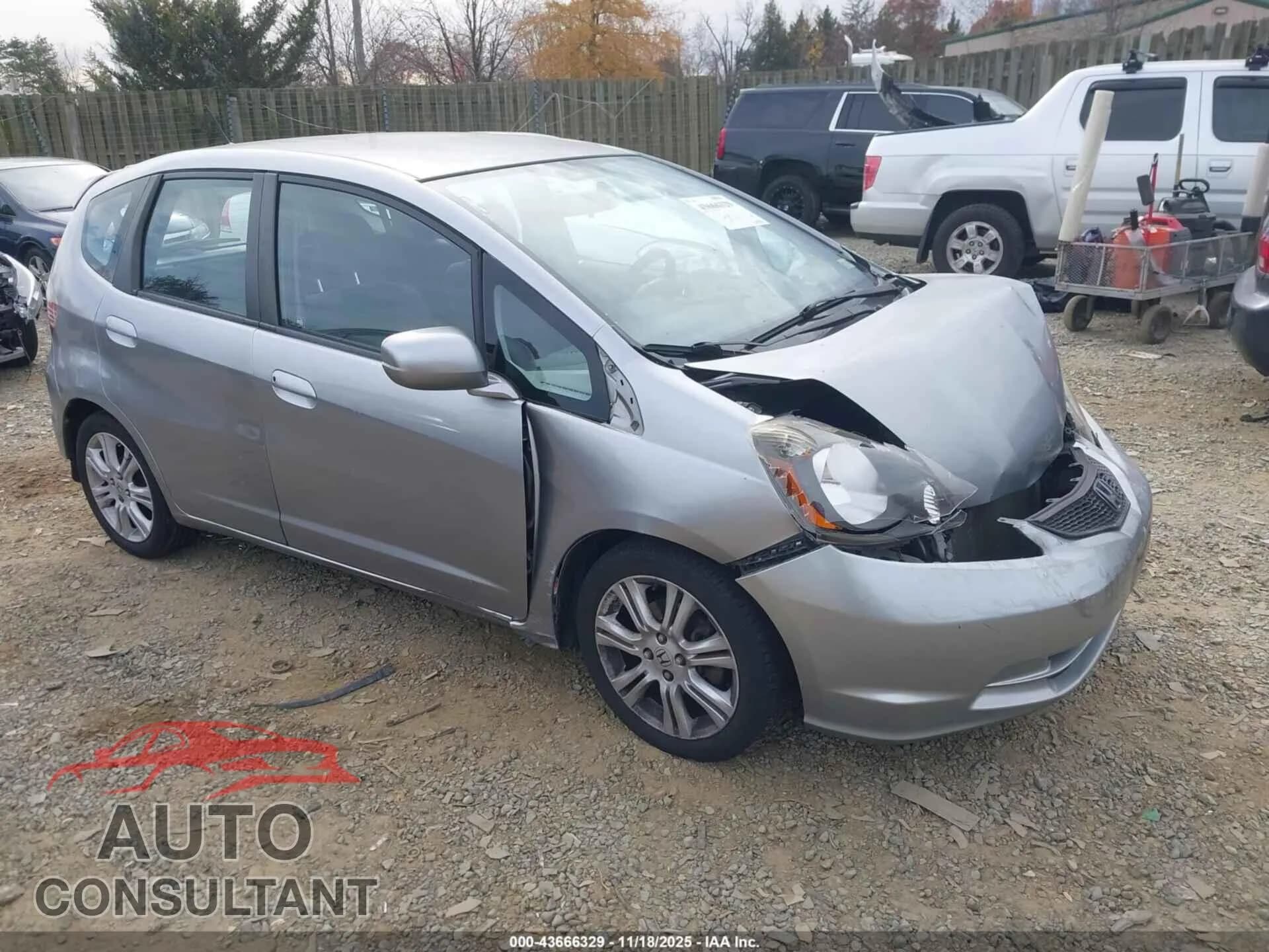 2009 HONDA FIT Damaged VIN JHMGE88239S000658 – front exterior 2009 HONDA FIT Damaged VIN JHMGE88239S000658 – front exterior