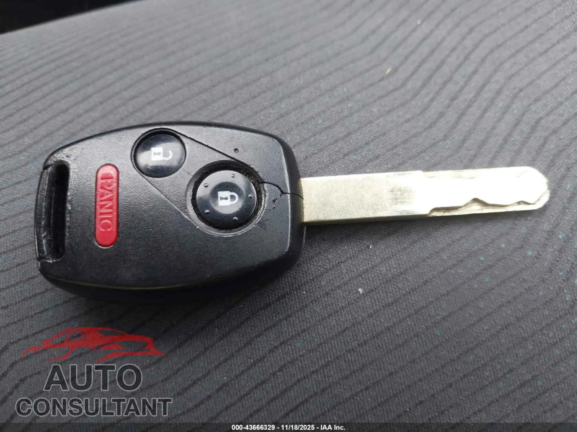 2009 HONDA FIT Damaged VIN JHMGE88239S000658 – photo 11 2009 HONDA FIT Damaged VIN JHMGE88239S000658 – photo 11