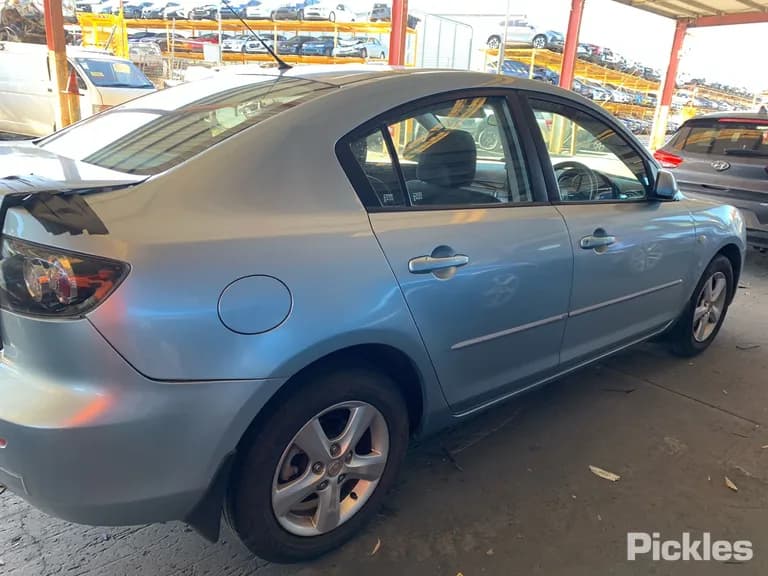 2007 Mazda 3 Used VIN JM0BK10F200342267 – photo 14 2007 Mazda 3 Used VIN JM0BK10F200342267 – photo 14