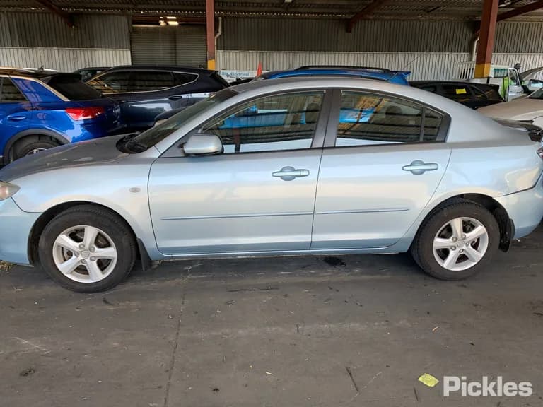 2007 Mazda 3 Used VIN JM0BK10F200342267 – photo 19 2007 Mazda 3 Used VIN JM0BK10F200342267 – photo 19