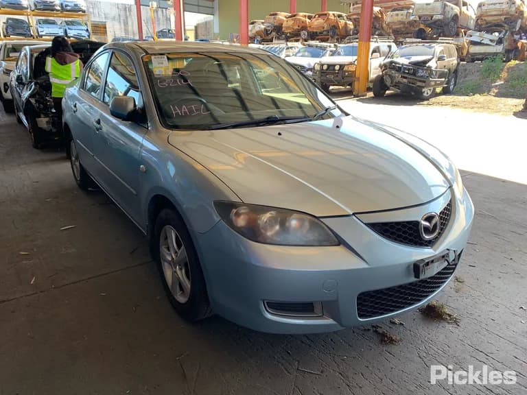 2007 Mazda 3 Used VIN JM0BK10F200342267 – photo 20 2007 Mazda 3 Used VIN JM0BK10F200342267 – photo 20