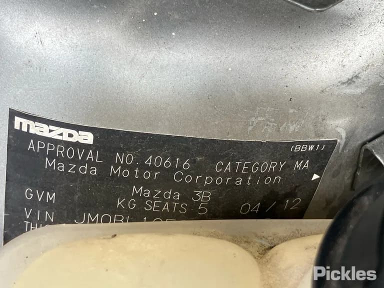 2012 Mazda 3 Used VIN JM0BL10F200334526 – exterior detail 2012 Mazda 3 Used VIN JM0BL10F200334526 – exterior detail