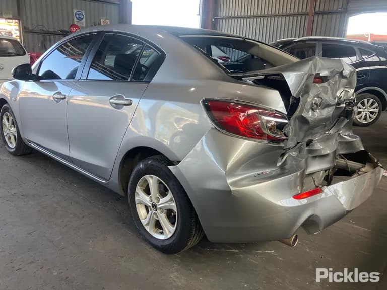 2013 Mazda 3 Used VIN JM0BL10F200378626 – photo 19 2013 Mazda 3 Used VIN JM0BL10F200378626 – photo 19