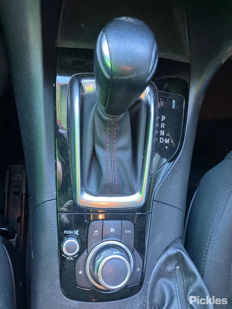2014 Mazda 3 Used VIN JM0BM547810148566 – dashboard 2014 Mazda 3 Used VIN JM0BM547810148566 – dashboard