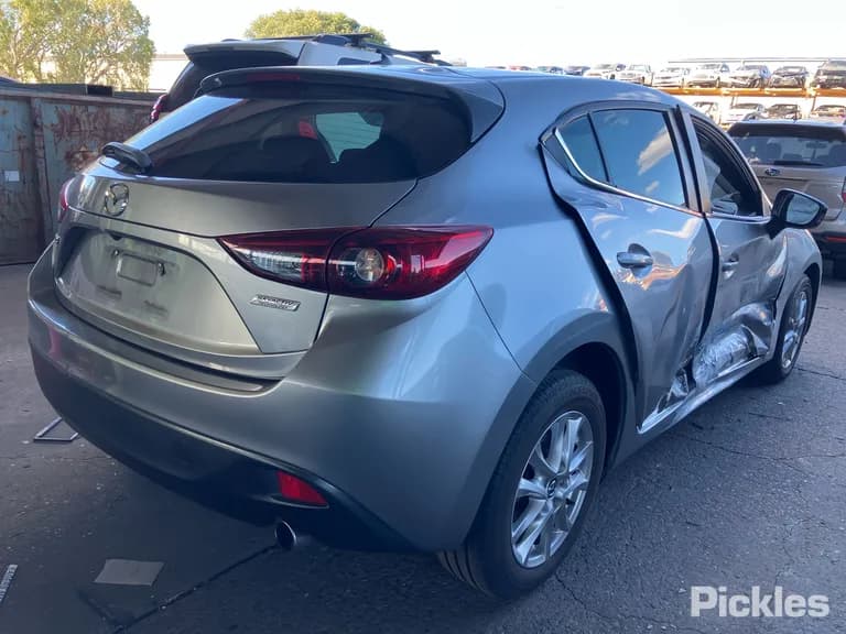 2014 Mazda 3 Used VIN JM0BM547810148566 – photo 12 2014 Mazda 3 Used VIN JM0BM547810148566 – photo 12