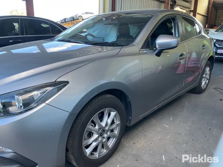 2014 Mazda 3 Used VIN JM0BM547810148566 – photo 20 2014 Mazda 3 Used VIN JM0BM547810148566 – photo 20