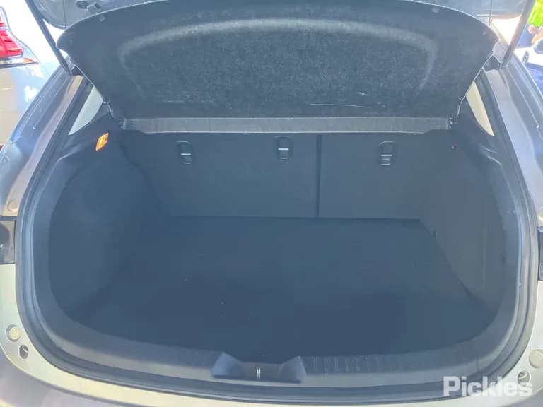 2014 Mazda 3 Used VIN JM0BM547810148566 – photo 22 2014 Mazda 3 Used VIN JM0BM547810148566 – photo 22