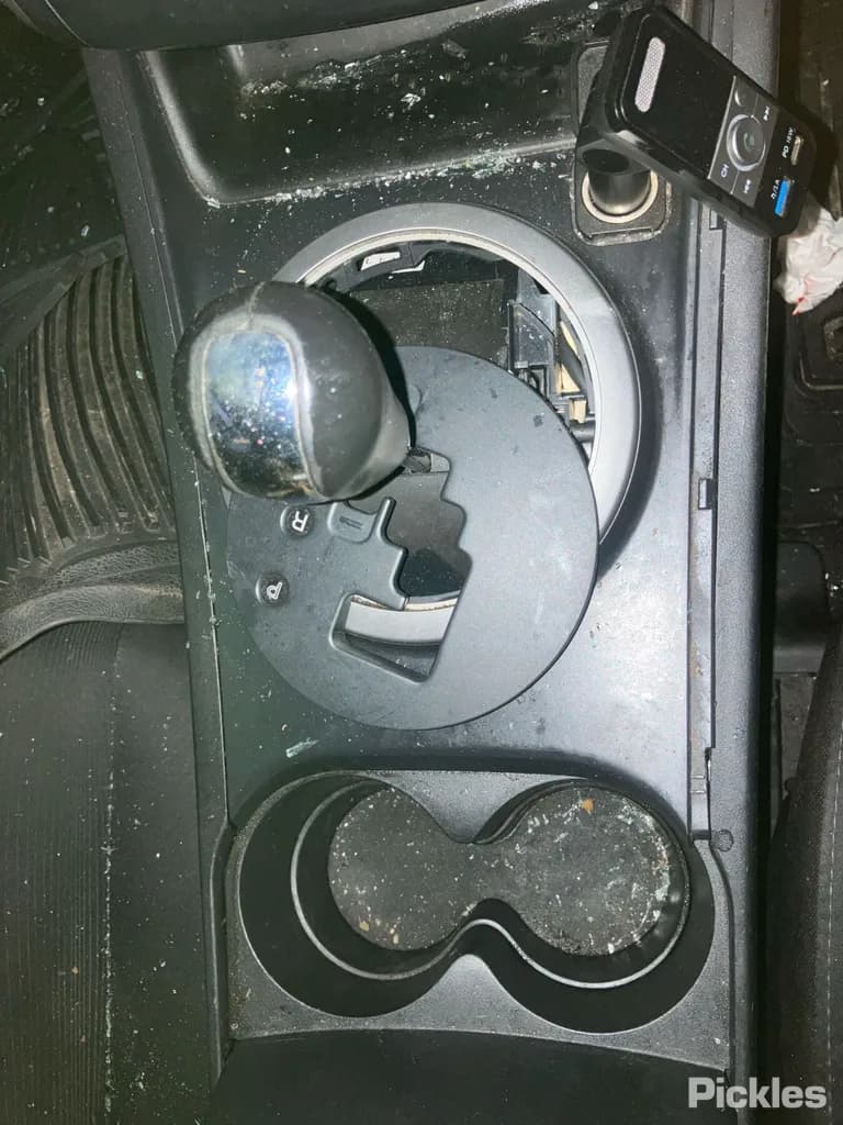 2011 Mazda CX-7 Used VIN JM0ER10L200235498 – interior seats 2011 Mazda CX-7 Used VIN JM0ER10L200235498 – interior seats