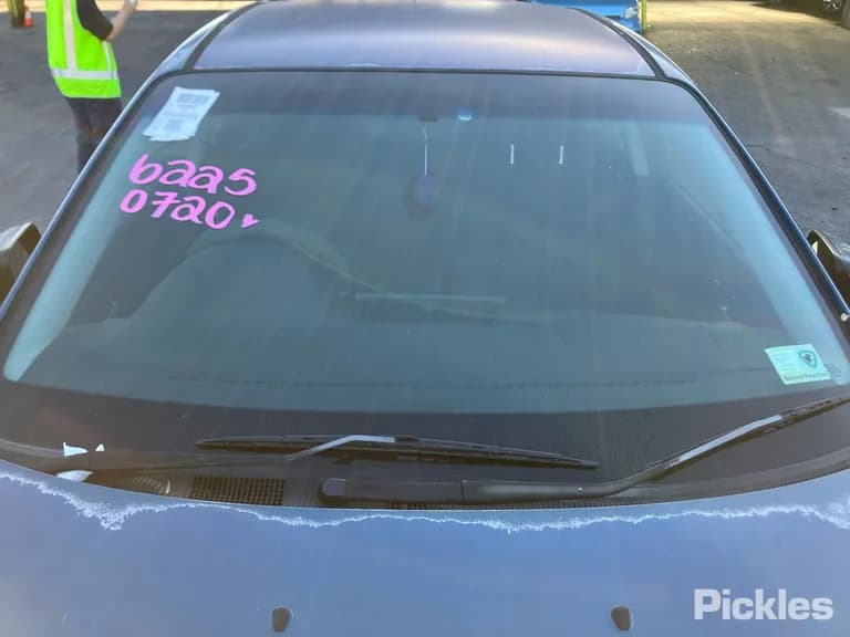 2007 Mazda 6 Used VIN JM0GG103200555236 – exterior detail 2007 Mazda 6 Used VIN JM0GG103200555236 – exterior detail