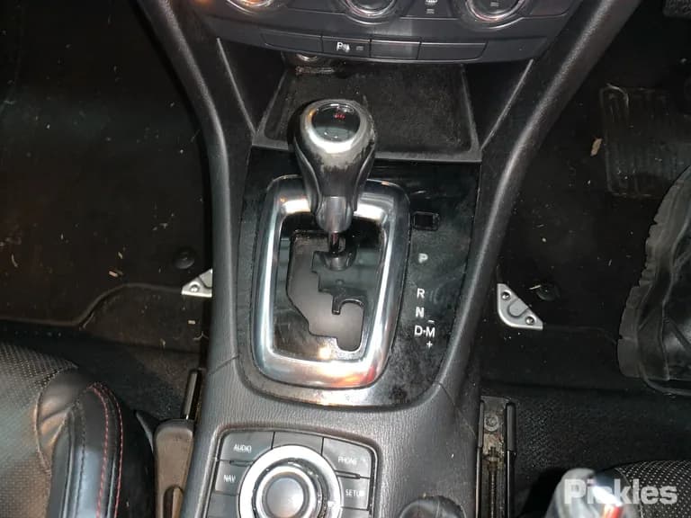 2013 Mazda 6 Used VIN JM0GJ102100127642 – engine bay 2013 Mazda 6 Used VIN JM0GJ102100127642 – engine bay