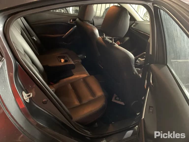 2013 Mazda 6 Used VIN JM0GJ102100127642 – exterior detail 2013 Mazda 6 Used VIN JM0GJ102100127642 – exterior detail