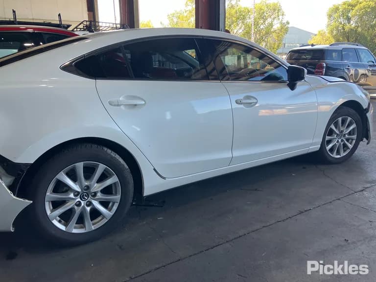 2013 Mazda 6 Used VIN JM0GJ102100127725 – front exterior 2013 Mazda 6 Used VIN JM0GJ102100127725 – front exterior
