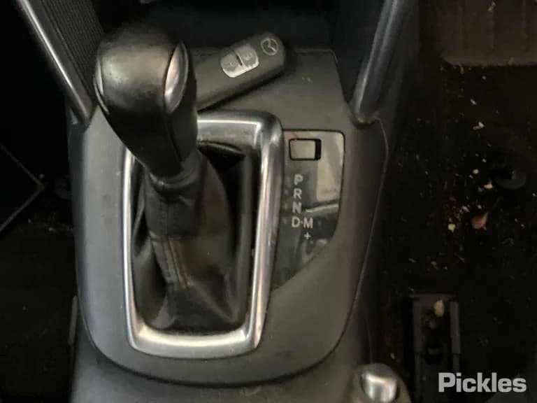 2014 Mazda CX-5 Used VIN JM0KE103100256693 – undercarriage 2014 Mazda CX-5 Used VIN JM0KE103100256693 – undercarriage