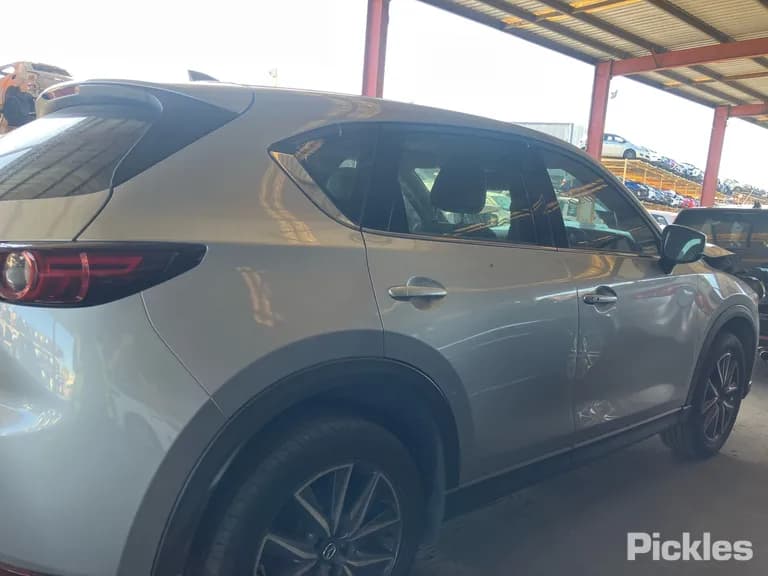 2017 Mazda CX-5 Used VIN JM0KF4WLA00105137 – engine bay 2017 Mazda CX-5 Used VIN JM0KF4WLA00105137 – engine bay