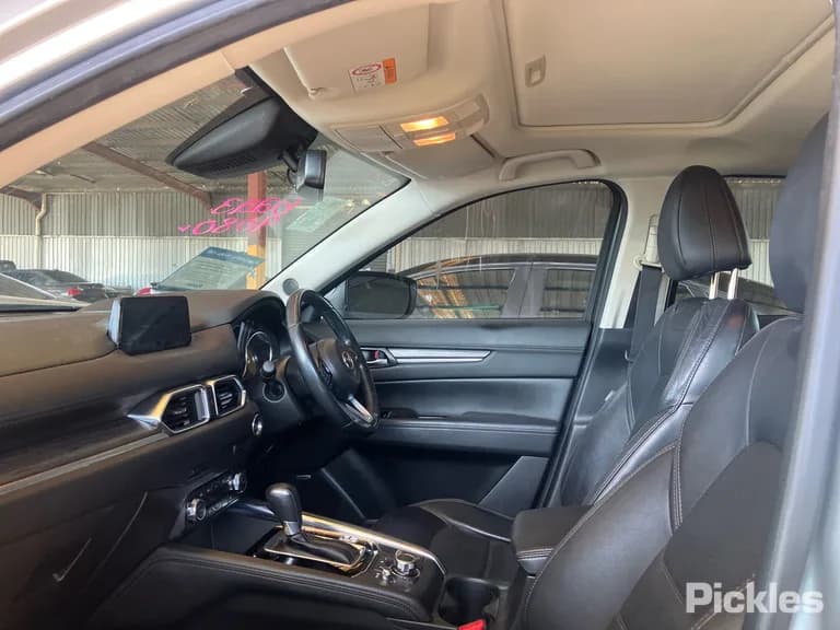 2017 Mazda CX-5 Used VIN JM0KF4WLA00105137 – undercarriage 2017 Mazda CX-5 Used VIN JM0KF4WLA00105137 – undercarriage