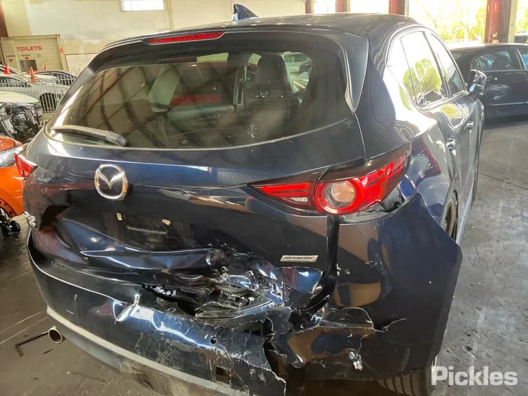 2018 Mazda CX-5 Used VIN JM0KF4WLA00216771 – photo 14 2018 Mazda CX-5 Used VIN JM0KF4WLA00216771 – photo 14