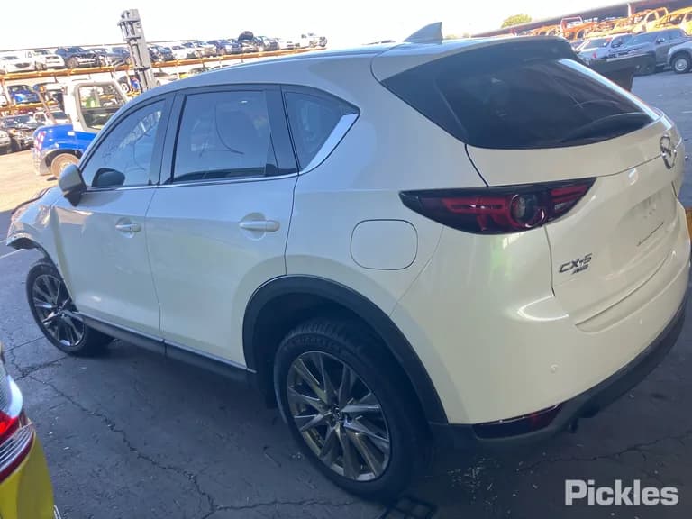 2019 Mazda CX-5 Used VIN JM0KF4WLA00347053 – rear exterior 2019 Mazda CX-5 Used VIN JM0KF4WLA00347053 – rear exterior