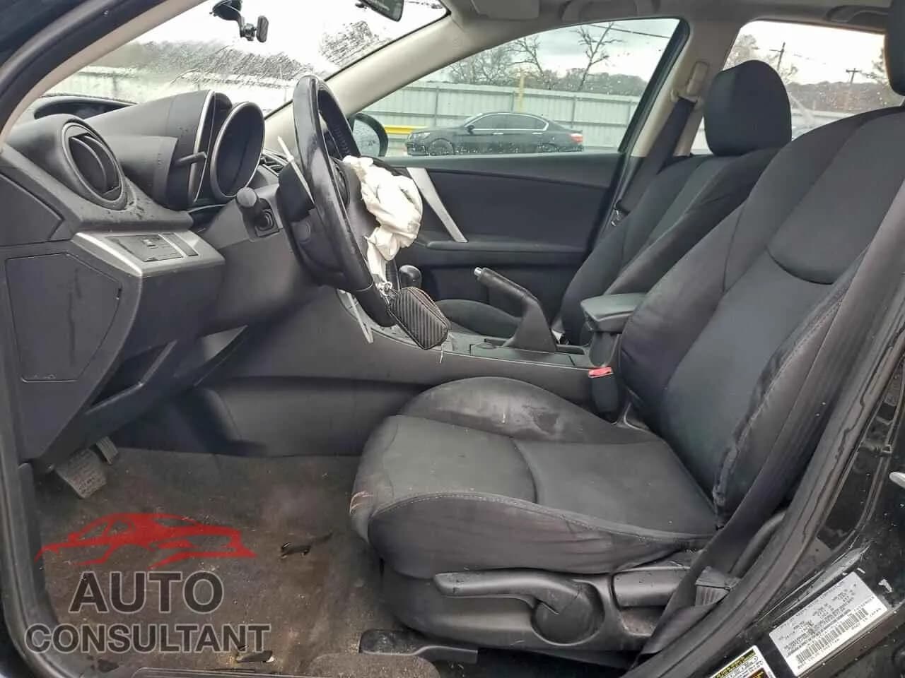 2010 MAZDA MAZDA3 Damaged VIN JM1BL1H54A1196414 – exterior detail 2010 MAZDA MAZDA3 Damaged VIN JM1BL1H54A1196414 – exterior detail