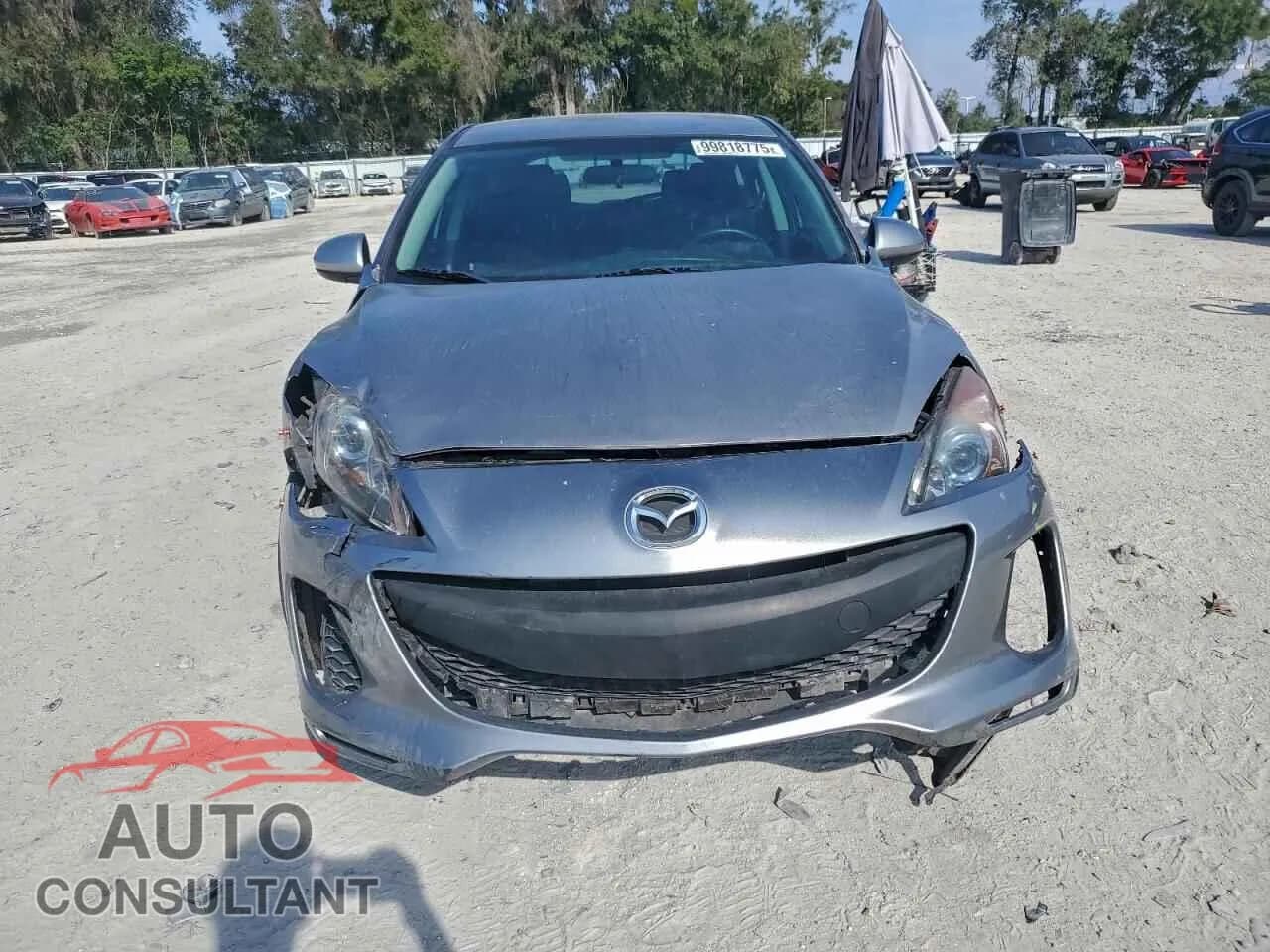 2013 MAZDA 3 Used VIN JM1BL1LP3D1781451 – interior seats 2013 MAZDA 3 Used VIN JM1BL1LP3D1781451 – interior seats