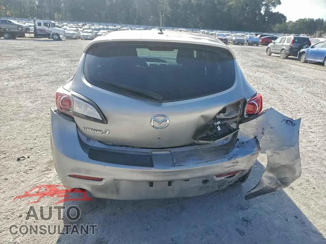 2013 MAZDA 3 Used VIN JM1BL1LP3D1781451 – engine bay 2013 MAZDA 3 Used VIN JM1BL1LP3D1781451 – engine bay