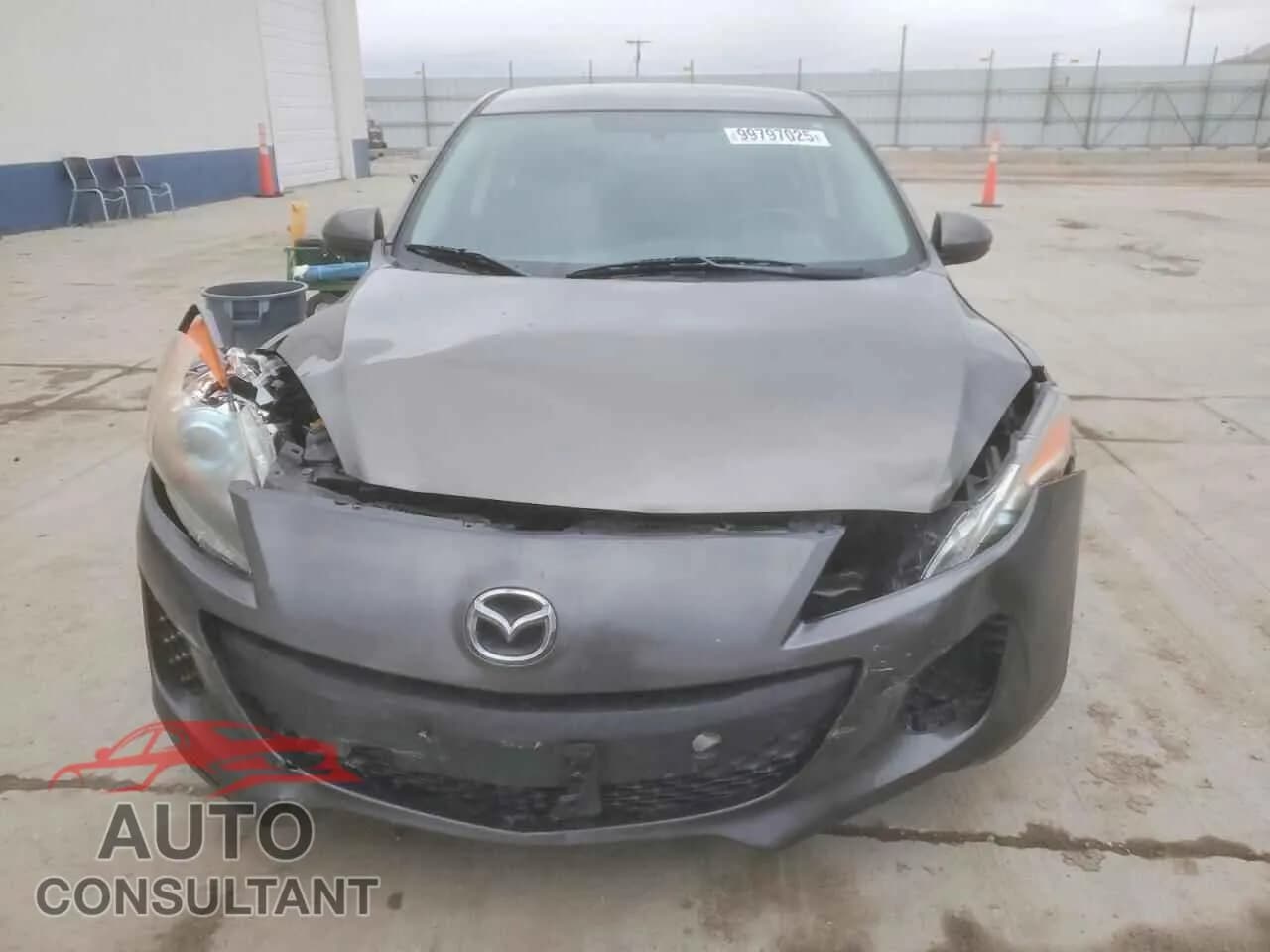 2012 MAZDA 3 Damaged VIN JM1BL1V82C1539500 – interior seats 2012 MAZDA 3 Damaged VIN JM1BL1V82C1539500 – interior seats
