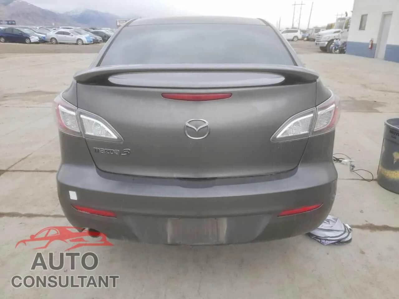 2012 MAZDA 3 Damaged VIN JM1BL1V82C1539500 – engine bay 2012 MAZDA 3 Damaged VIN JM1BL1V82C1539500 – engine bay