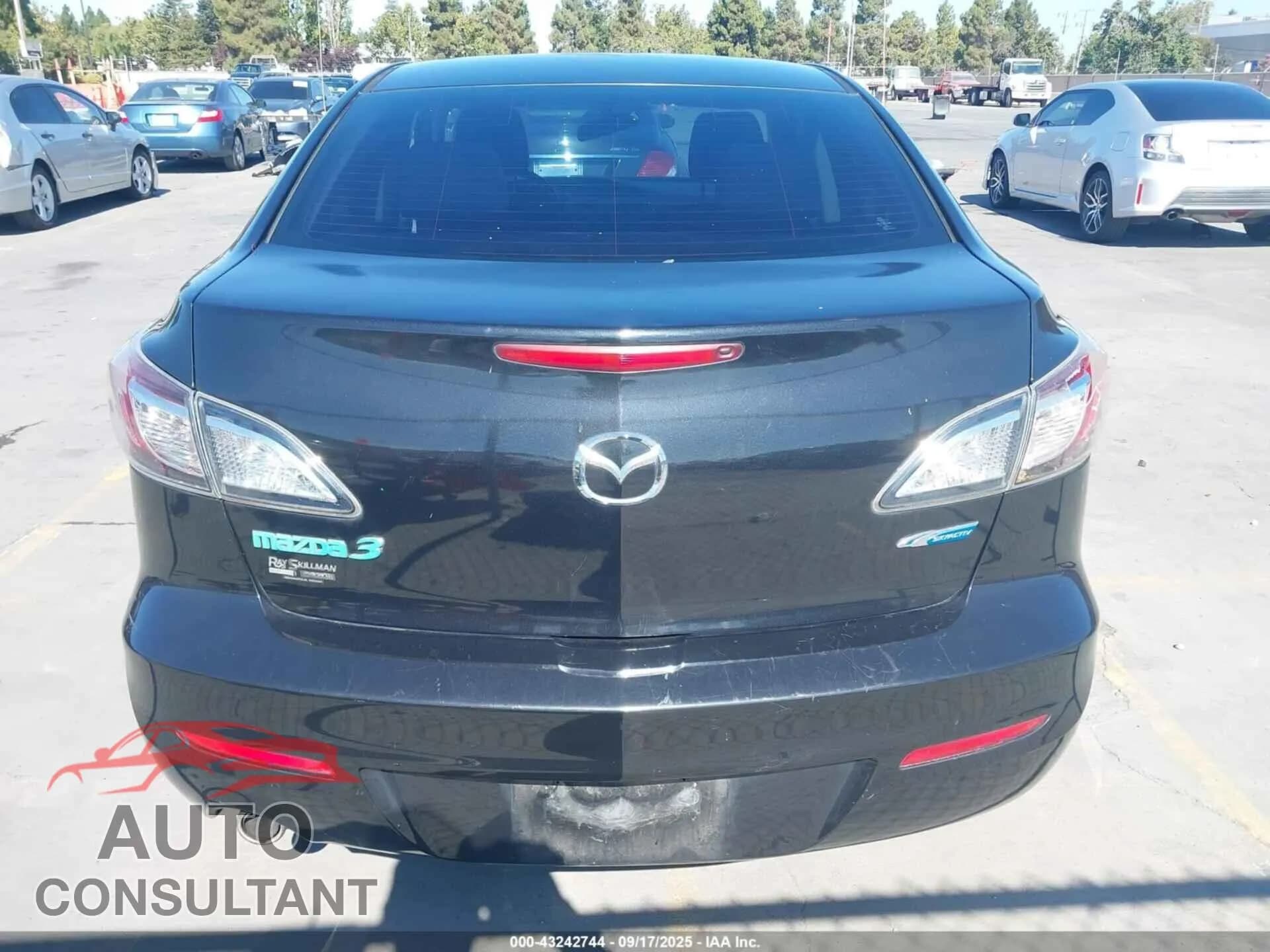 2013 MAZDA MAZDA3 Damaged VIN JM1BL1VP0D1807517 – photo 17 2013 MAZDA MAZDA3 Damaged VIN JM1BL1VP0D1807517 – photo 17