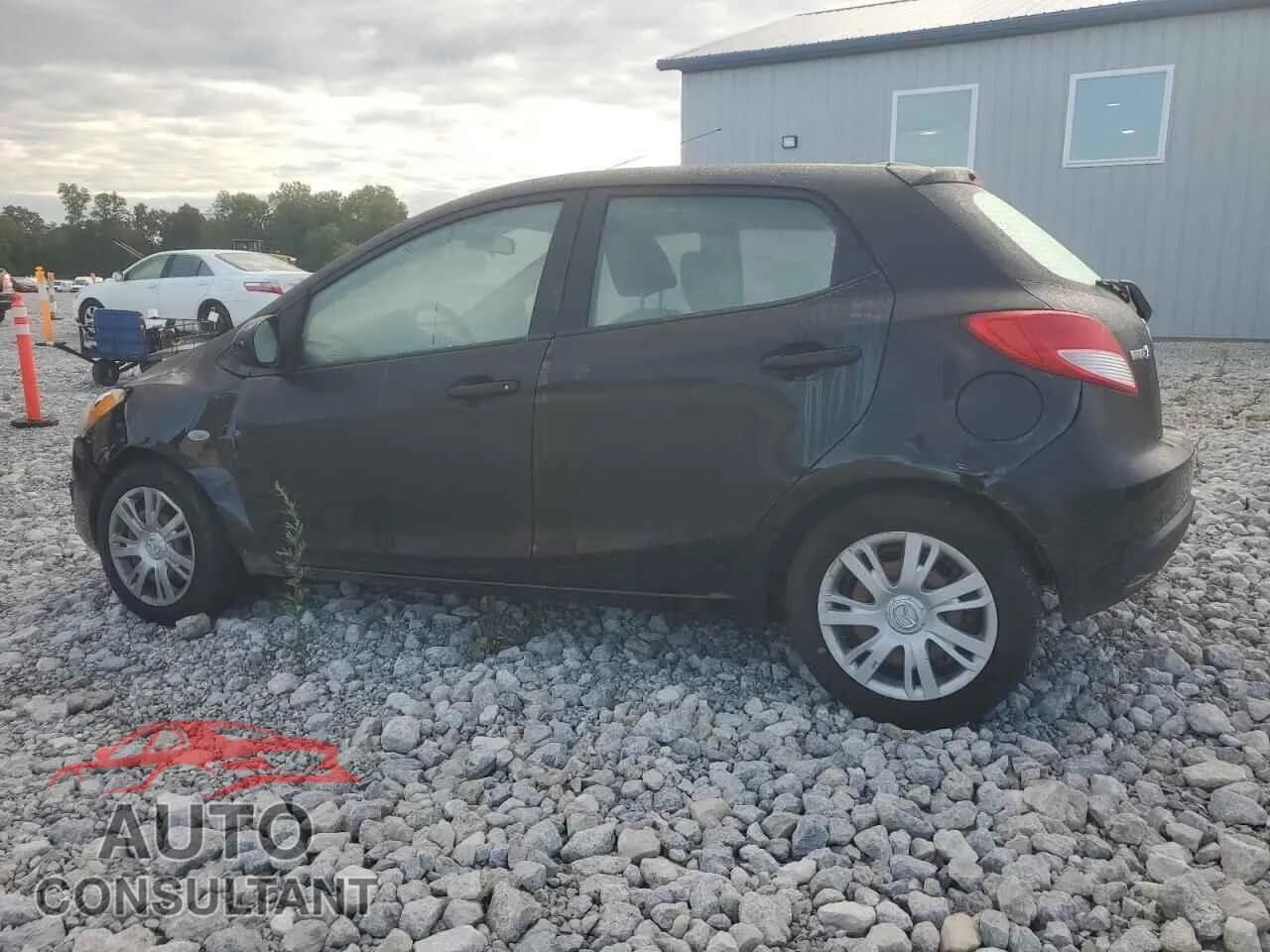 2012 MAZDA 2 Used VIN JM1DE1KY5C0135720 – rear exterior 2012 MAZDA 2 Used VIN JM1DE1KY5C0135720 – rear exterior