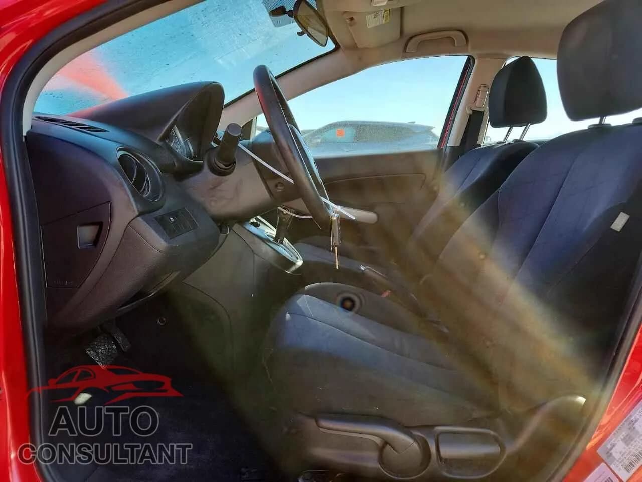 2014 MAZDA 2 Damaged VIN JM1DE1KZ4E0173886 – exterior detail 2014 MAZDA 2 Damaged VIN JM1DE1KZ4E0173886 – exterior detail