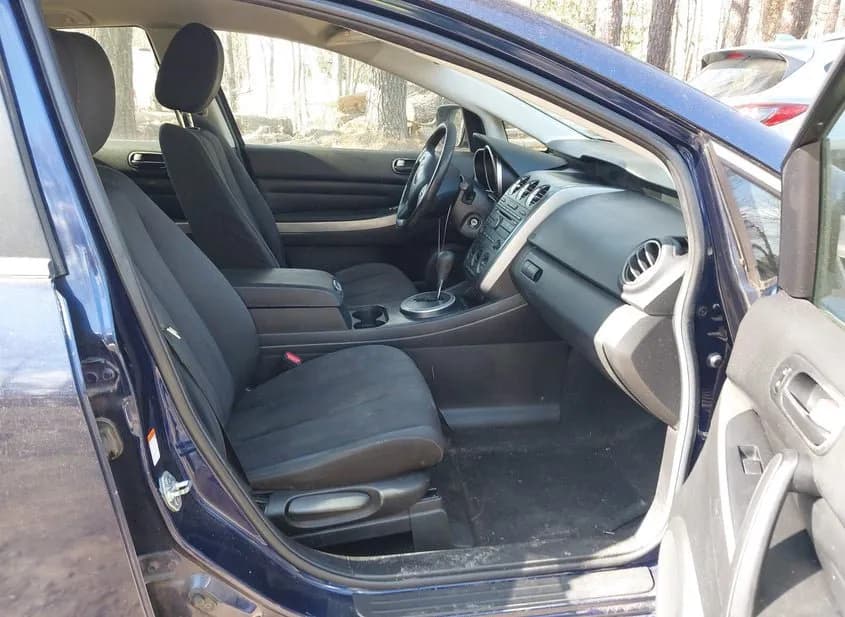 2011 MAZDA CX-7 Used VIN JM3ER2A59B0402191 – undercarriage 2011 MAZDA CX-7 Used VIN JM3ER2A59B0402191 – undercarriage