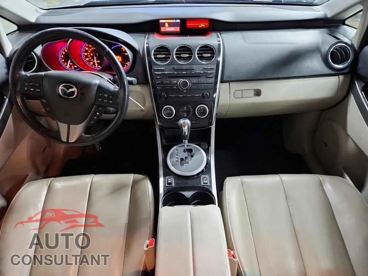 2010 MAZDA CX-7 Damaged VIN JM3ER4W36A0303281 – undercarriage 2010 MAZDA CX-7 Damaged VIN JM3ER4W36A0303281 – undercarriage