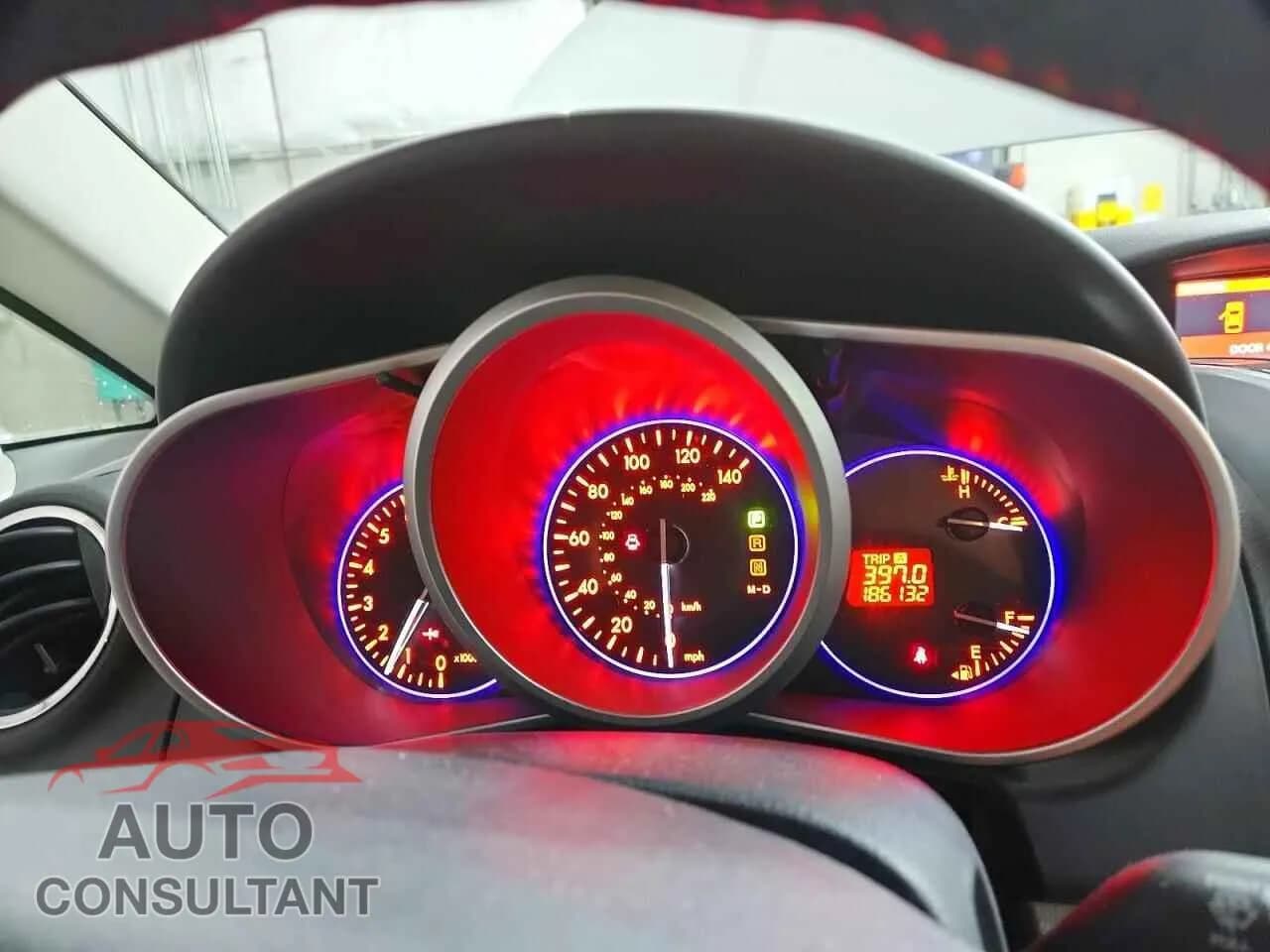 2010 MAZDA CX-7 Damaged VIN JM3ER4W36A0303281 – trunk area 2010 MAZDA CX-7 Damaged VIN JM3ER4W36A0303281 – trunk area