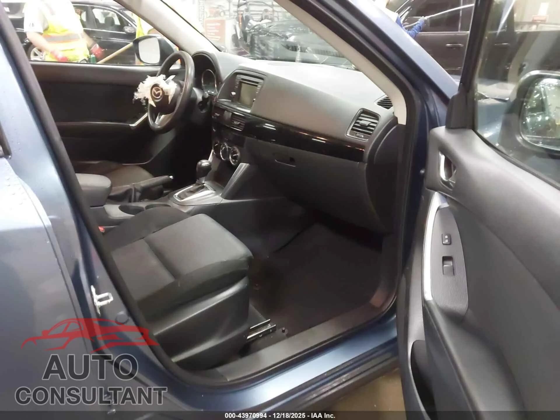 2015 MAZDA CX-5 Damaged VIN JM3KE4BY5F0511417 – interior seats 2015 MAZDA CX-5 Damaged VIN JM3KE4BY5F0511417 – interior seats