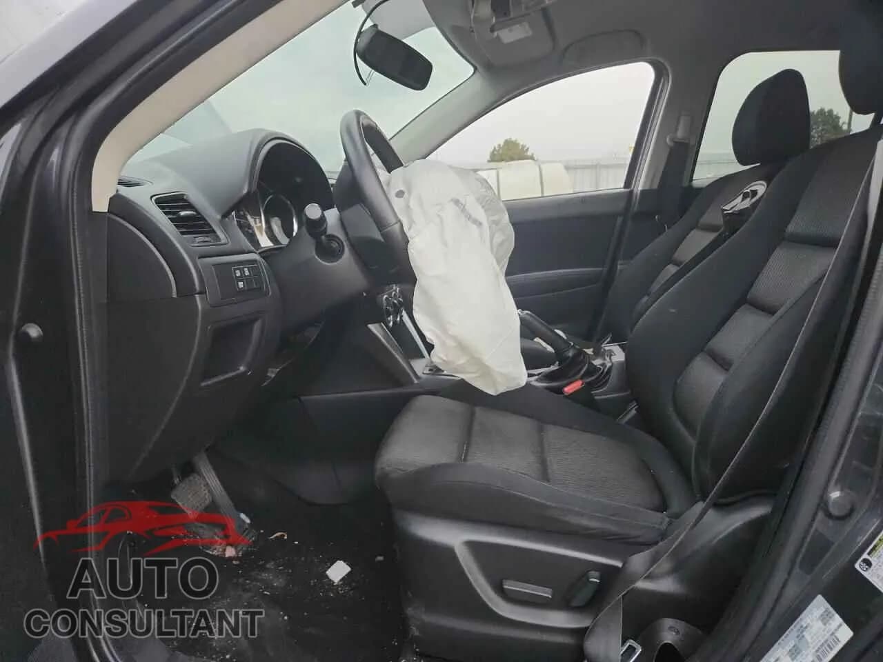 2014 MAZDA CX-5 Damaged VIN JM3KE4CYXE0368784 – exterior detail 2014 MAZDA CX-5 Damaged VIN JM3KE4CYXE0368784 – exterior detail